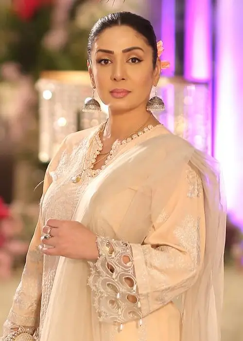 Baylagaam Drama Cast Saima Qureshi